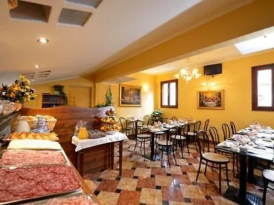 Hotel Citta Di Milano Venecia 3*,