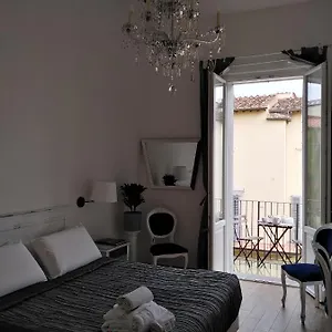 Alojamento de Acomodação e Pequeno-almoço In San Frediano