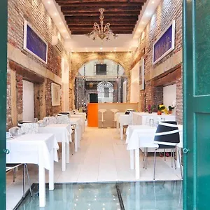 3* Hotell Al Mascaron Ridente